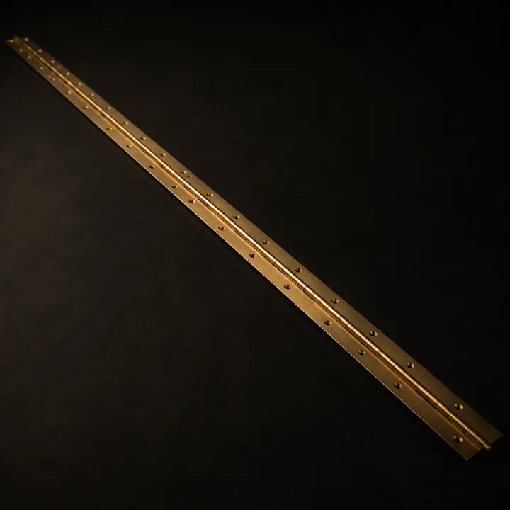 Piano hinge